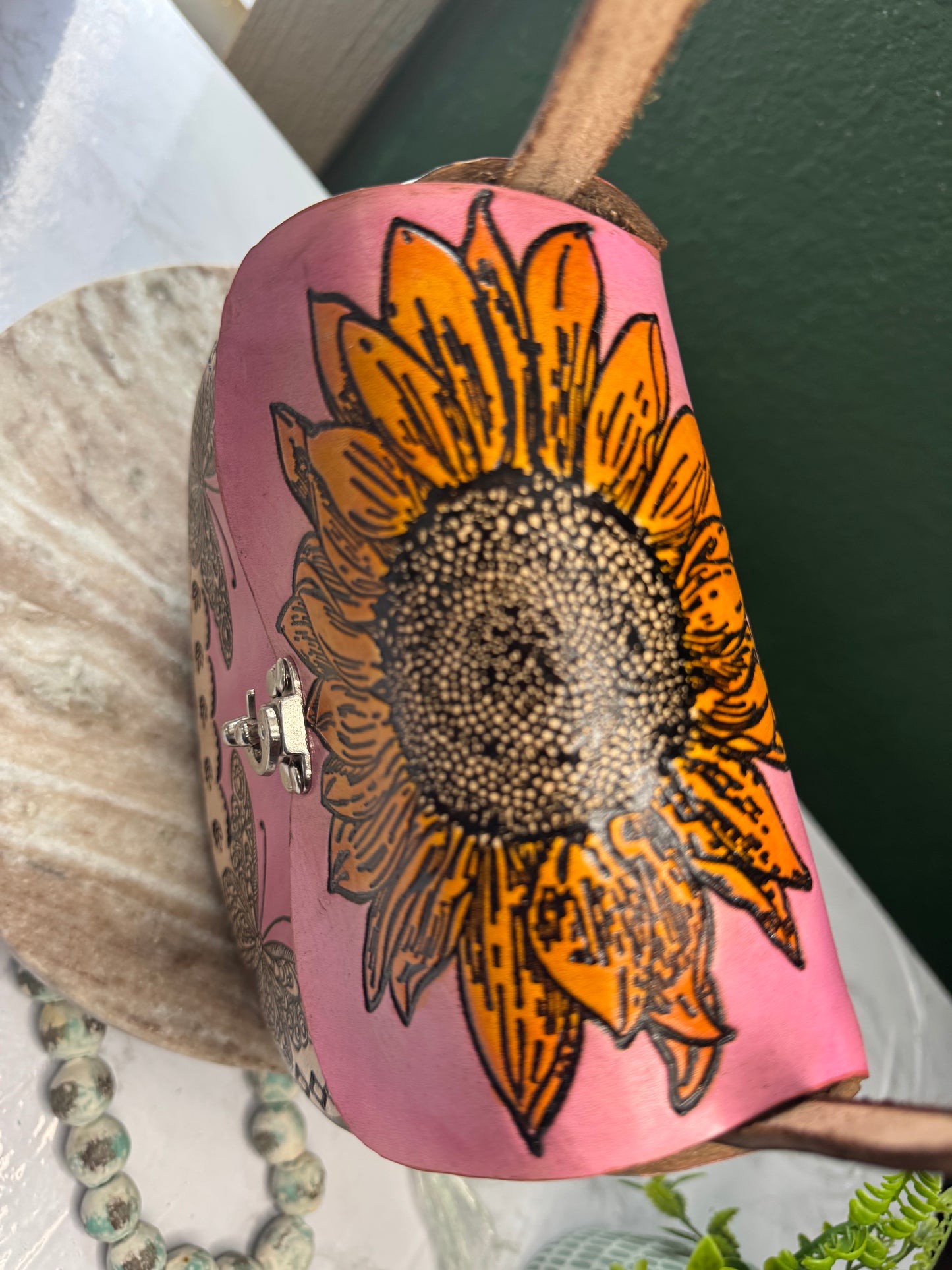 Bolsa de piel Artesanal Sunflower & Butterfly Pink