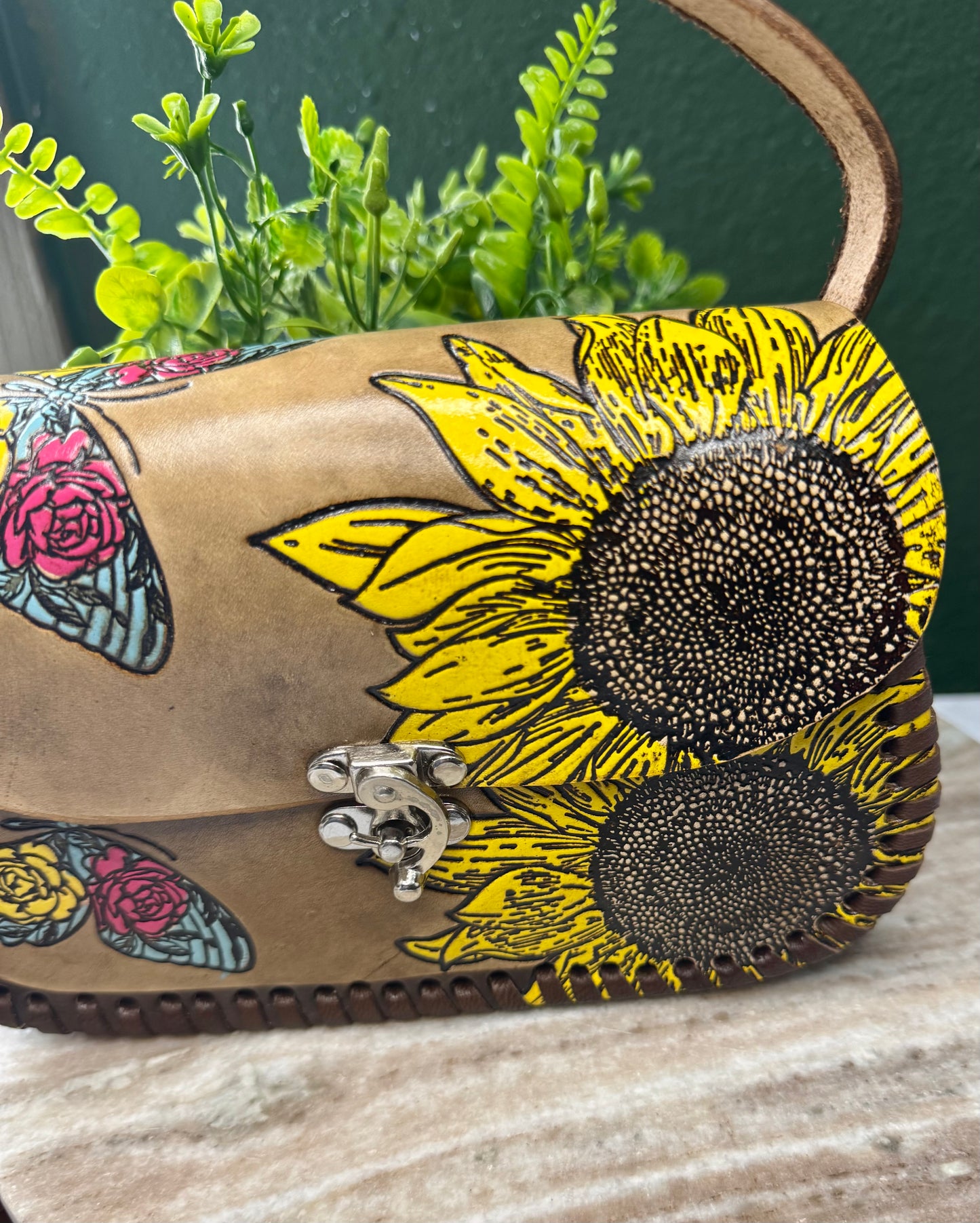 Leather purse Hand painted / bolsa Artesanal