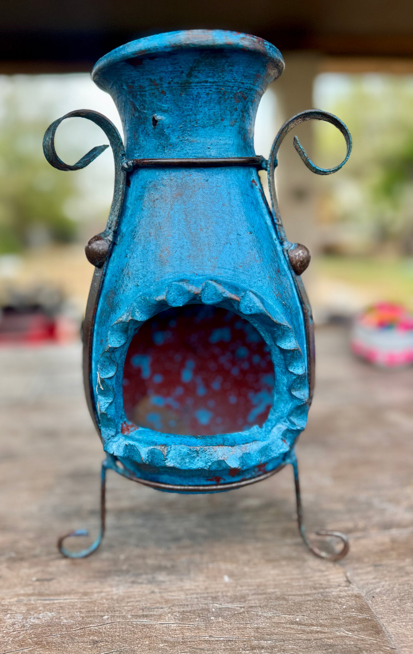 Small  Barro Chimney