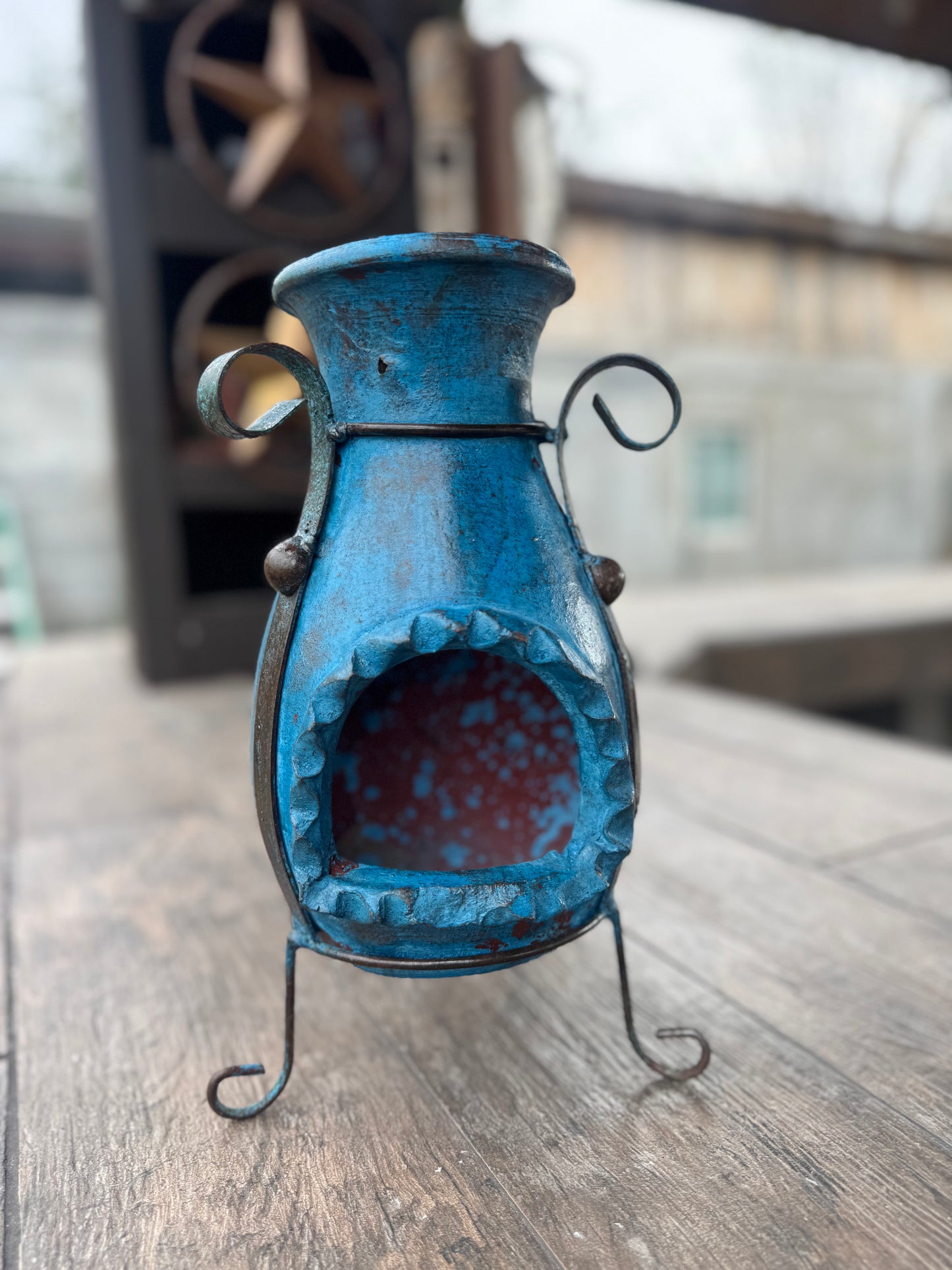 Small  Barro Chimney